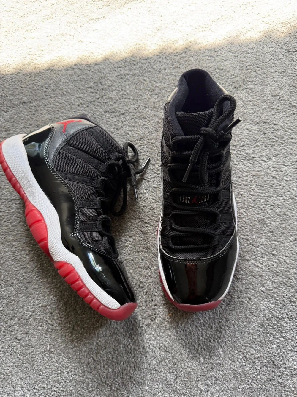 2019 Air Jordan 11 Bred Retro Size 7Y